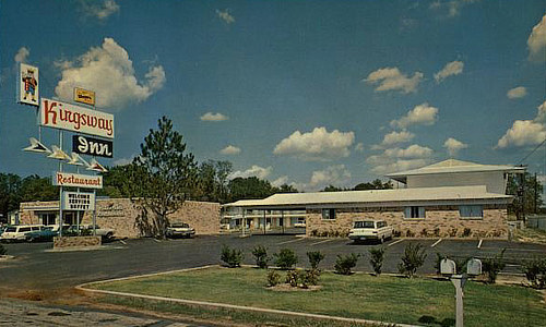 The Kingsway Inn, one block south of Loop 323 on U.S. Highway 69, Tyler, Texas.
